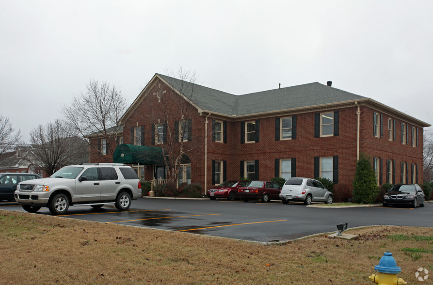 Primary Photo Of 131 Indian Lake Rd, Hendersonville Office For Lease