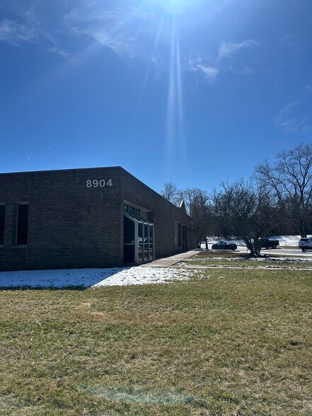 More Photos Of 8904 Cross Park Dr, Knoxville Medical For Lease