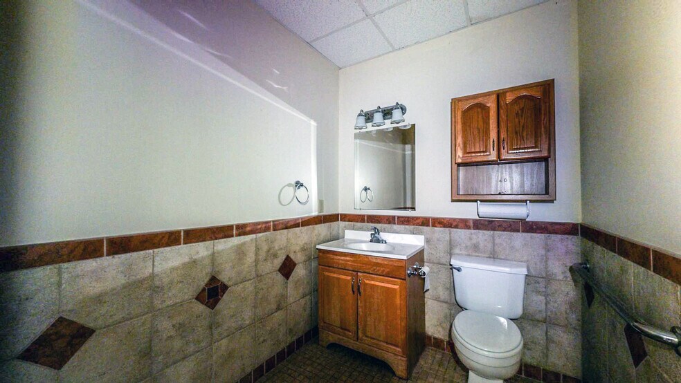 More Photos Of 461 Forrest Ave, Cocoa Warehouse For Lease