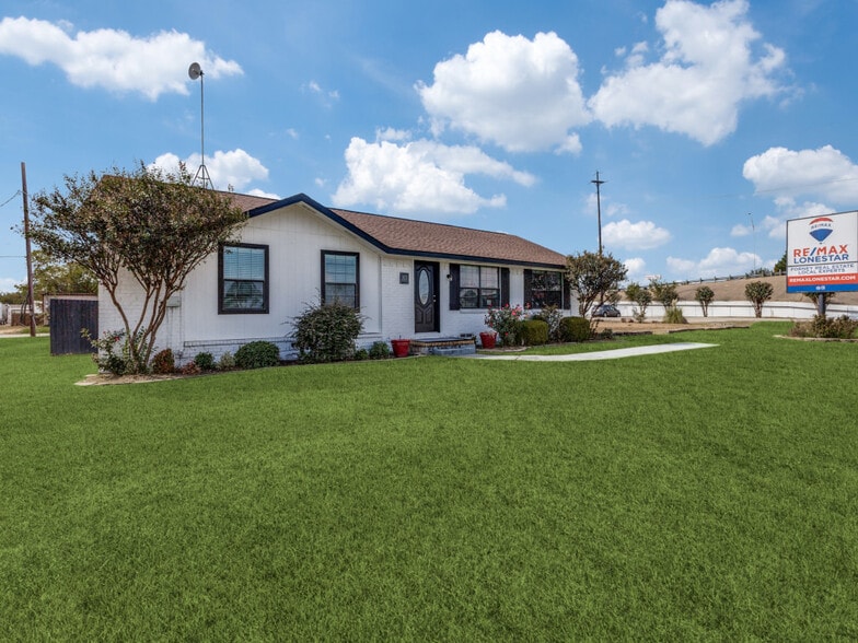 More Photos Of 101 E Us-80 Hwy, Forney Freestanding For Sale