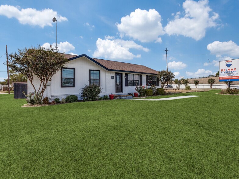 More Photos Of 101 E Us-80 Hwy, Forney Freestanding For Sale