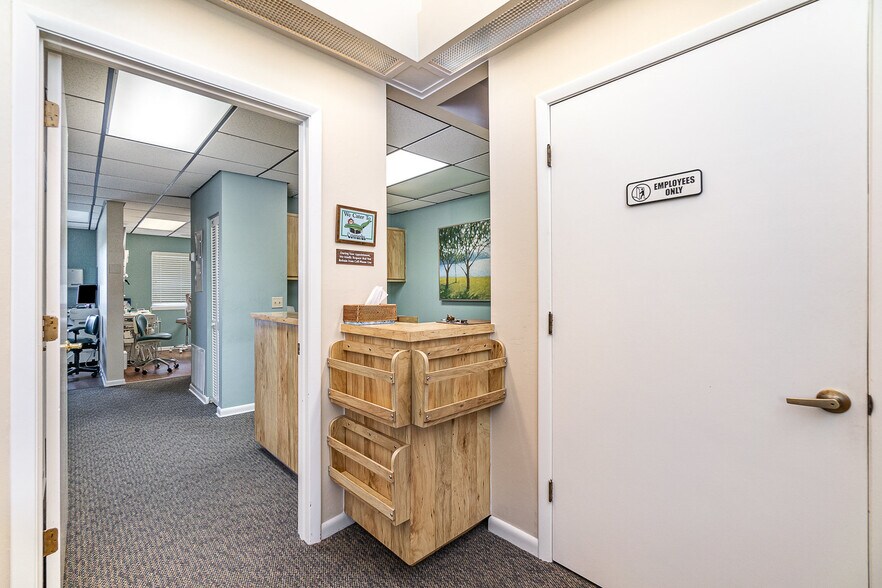 More Photos Of 1250 W Eau Gallie Blvd, Melbourne Medical For Sale