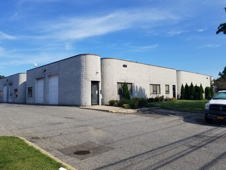 Primary Photo Of 493 Johnson Ave, Bohemia Warehouse For Sale