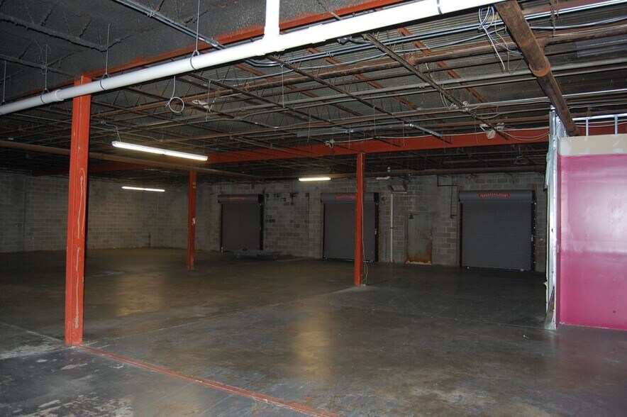 More Photos Of 1269 Pryor Rd, Atlanta Distribution For Lease