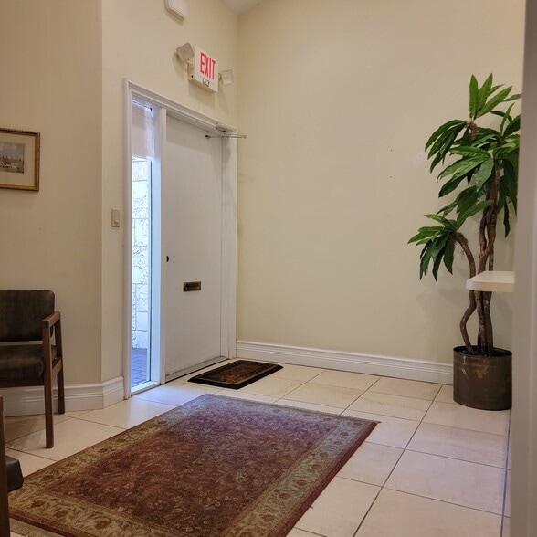 More Photos Of 7245 SW 87th Ave, Miami Office For Lease