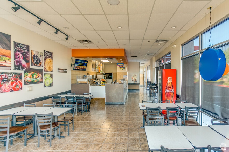 More Photos Of 2737 W Thunderbird Rd, Phoenix Freestanding For Sale