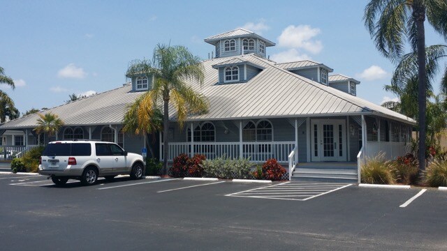 More Photos Of 6710 Winkler Rd, Fort Myers Unknown For Lease