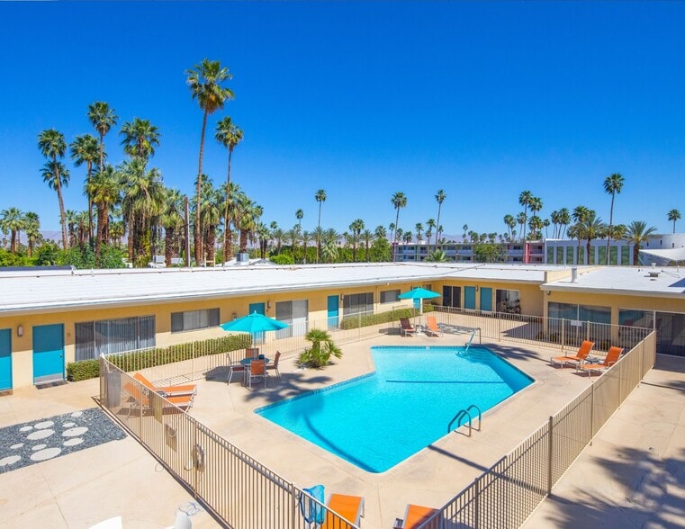 More Photos Of 1680 E Palm Canyon Dr, Palm Springs Apartments For Sale