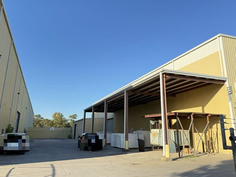 More Photos Of 9021 Ley Rd, Houston Warehouse For Lease