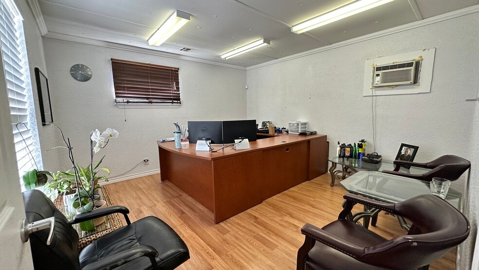 More Photos Of 8802 FM 1960 Rd, Houston Auto Dealership For Lease