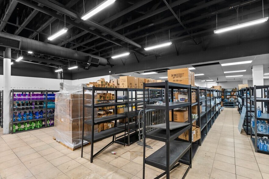 More Photos Of 1405 E Sunset Rd, Las Vegas Restaurant For Sale