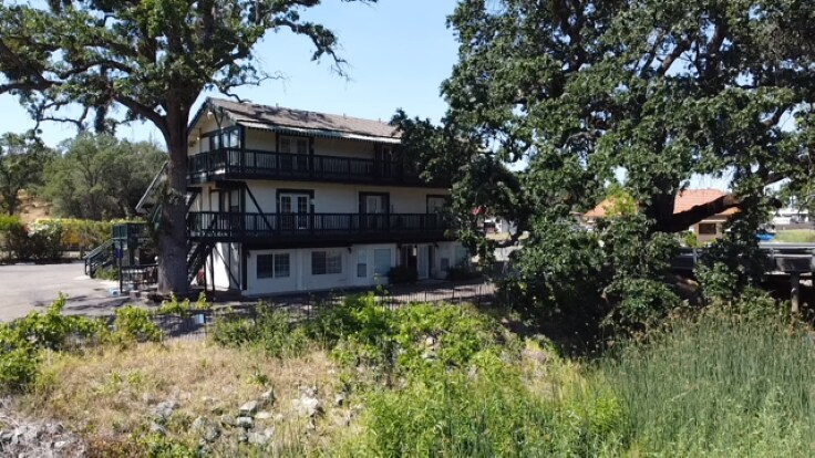 More Photos Of 14 Saint Andrews Rd, Valley Springs Hotel For Sale