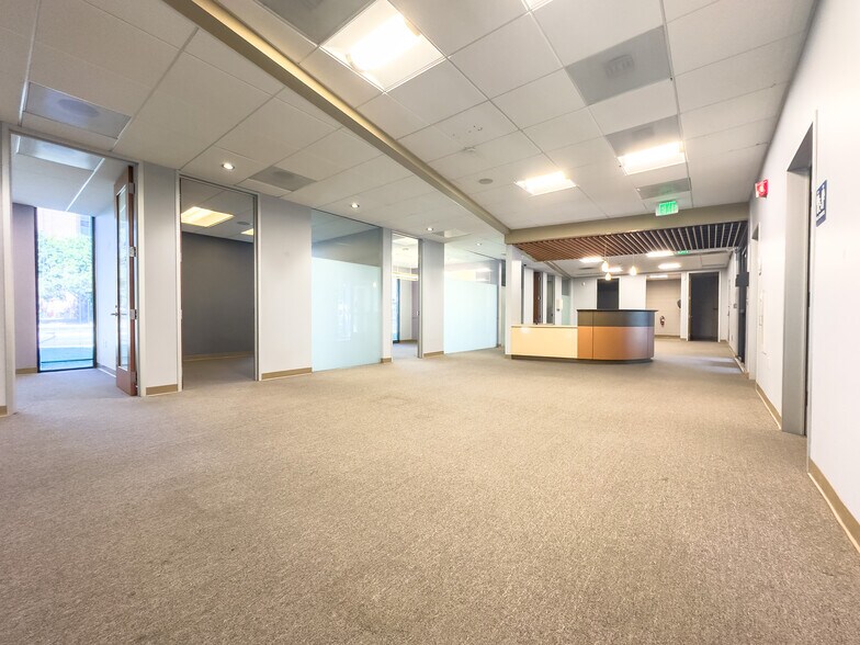 More Photos Of 800 N 1st St, San Jose Office For Lease