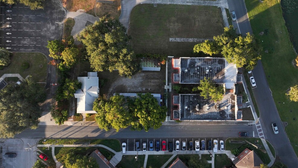 More Photos Of 183 Lake Morton Dr, Lakeland Multifamily For Sale