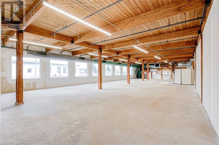 More Photos Of 10 Church St W, Woolwich Storefront Retail Office For Lease