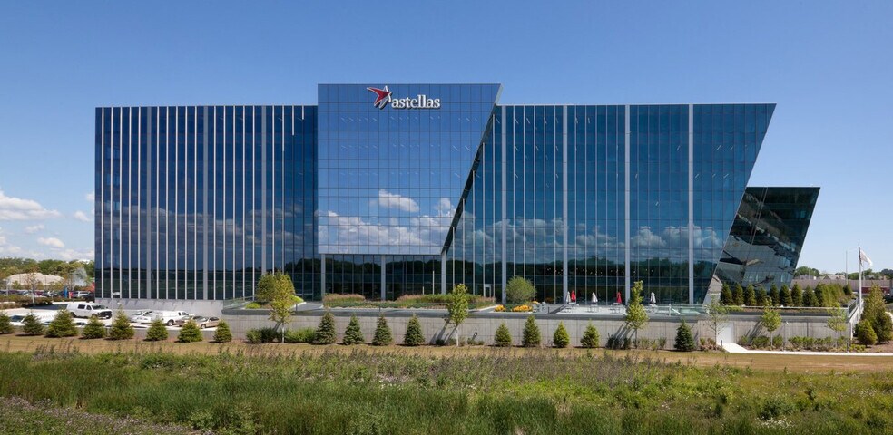 More Photos Of , Northbrook Office For Sale