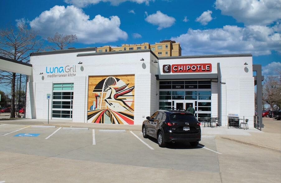 Primary Photo Of 3921 Gaston Ave, Dallas Bank For Sale