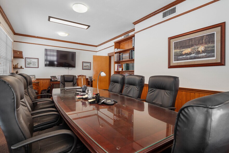 More Photos Of 123 Live Oak Ave, Daytona Beach Office Residential For Sale