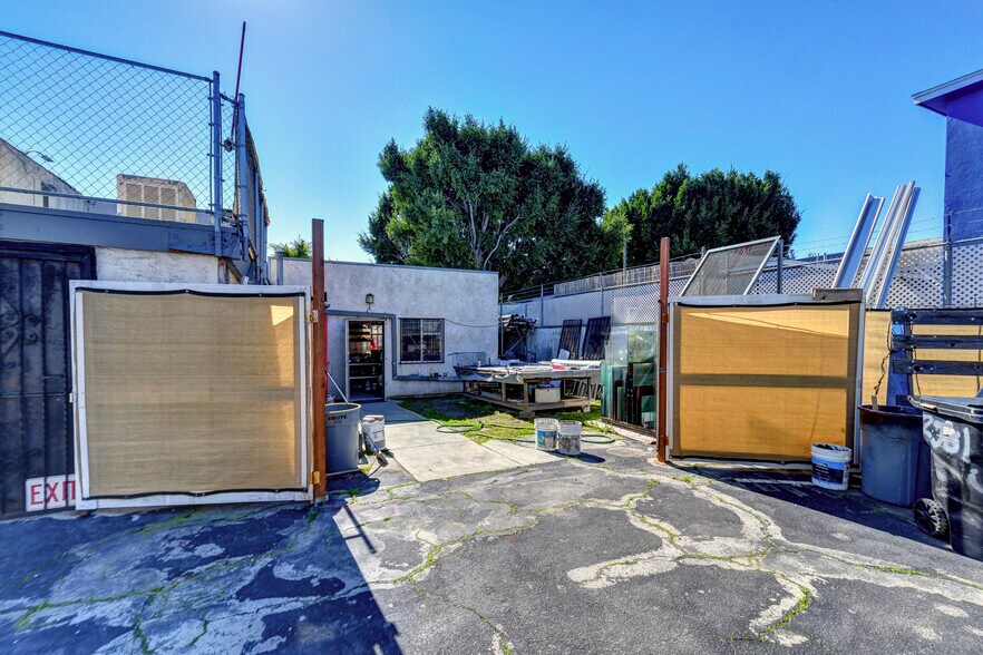 More Photos Of 7051-7053 3rd Ave, Los Angeles Storefront Retail Residential For Sale