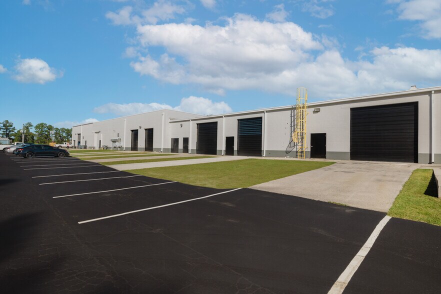 More Photos Of 1519 N 23rd St, Wilmington Industrial For Lease