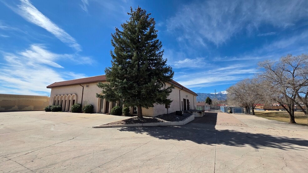 More Photos Of 250 Ruskin Dr, Colorado Springs Warehouse For Sale
