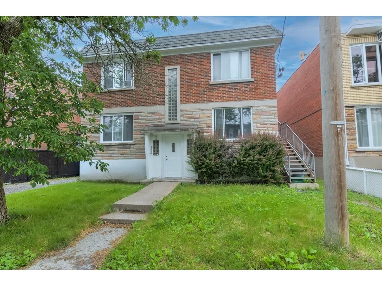 Primary Photo Of 601 Rue Taillon, Montréal Apartments For Sale