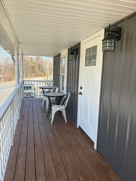 More Photos Of Wilderness Hwy, Mount Nebo General Retail For Sale