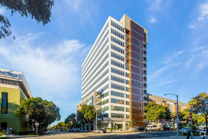 Primary Photo Of 1260 15th St, Santa Monica Medical For Lease