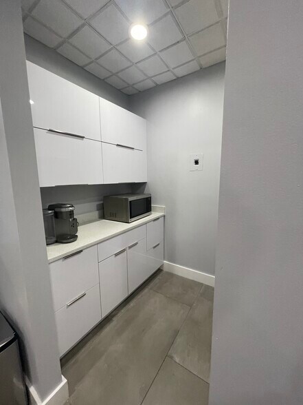 More Photos Of 416 SE Flamingo Ave, Stuart Medical For Sale