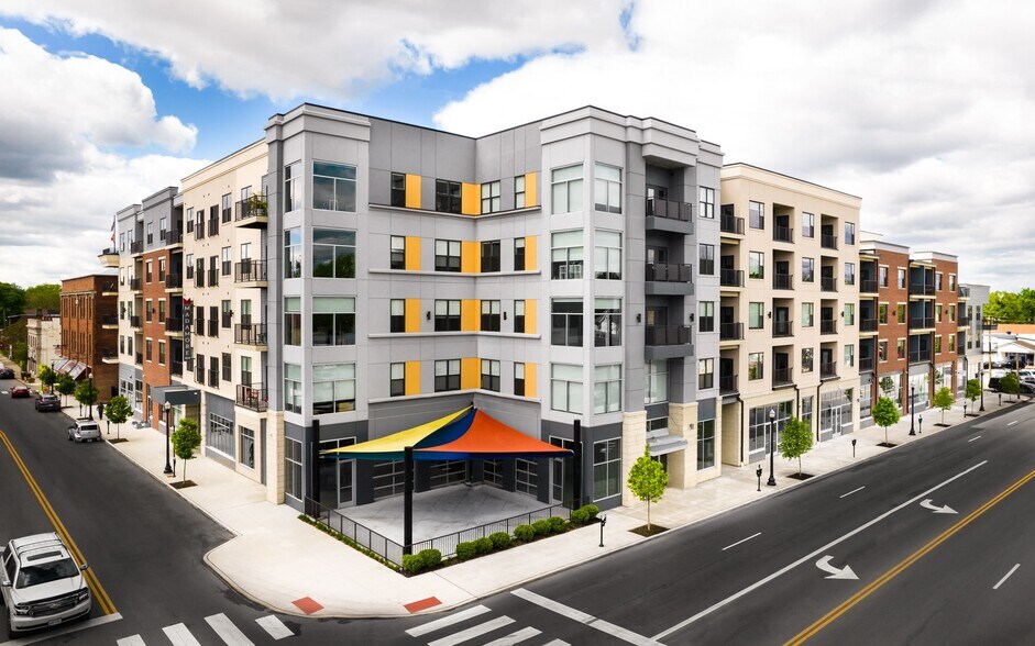 More Photos Of 5829 Madison Rd, Cincinnati Apartments For Lease