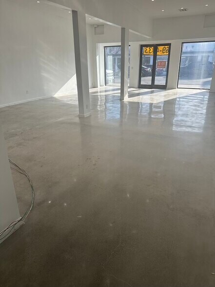 More Photos Of 2363 S Robertson Blvd, Los Angeles Storefront For Lease