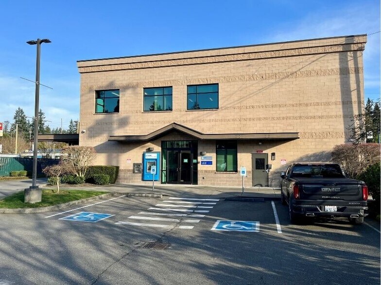 More Photos Of 16001 Aurora Ave N, Shoreline Office For Lease