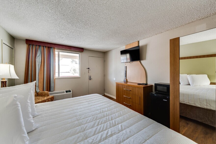 More Photos Of 3023 E Hwy 80, Odessa Hotel For Sale