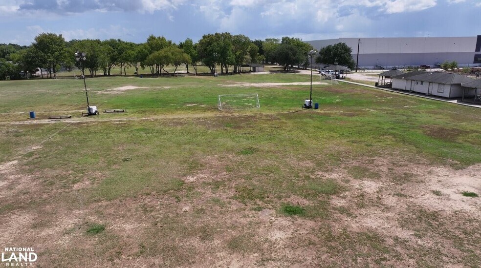 More Photos Of 11225 Forbes Rd, Houston Land For Sale