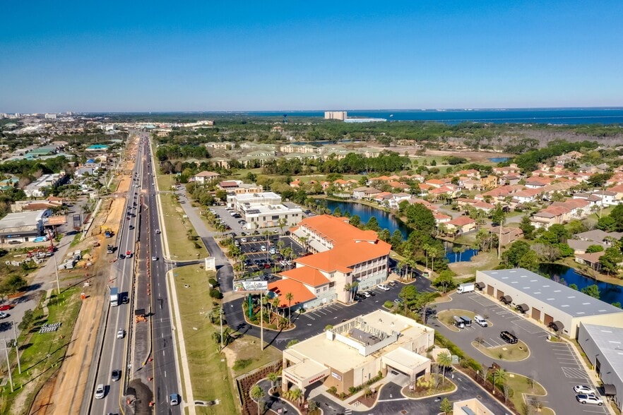 More Photos Of 4507 Furling Ln, Destin Loft Creative Space For Sale