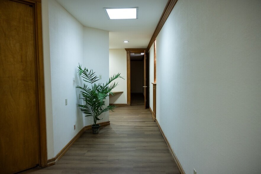 More Photos Of 10225 W Thunderbird Blvd, Sun City Medical For Lease