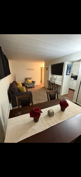 More Photos Of 408 N Liberty St, Belleville Apartments For Sale