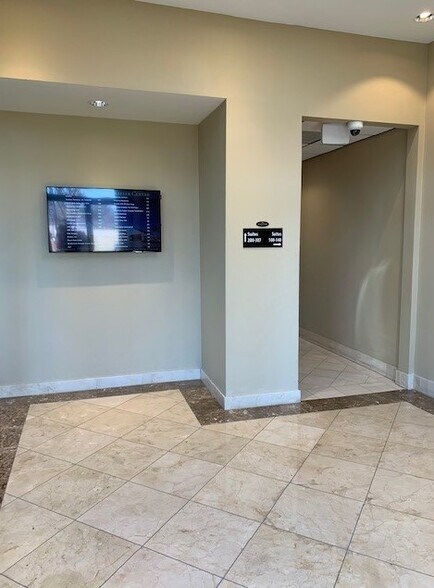 More Photos Of 16135 Preston Rd, Dallas Office For Lease