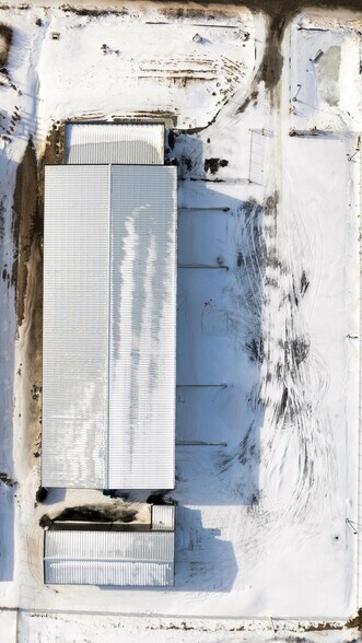 More Photos Of 390 Hudson Dr, Dorchester Warehouse For Lease