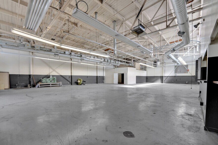 More Photos Of 290 27th St, Oakland Flex For Sale