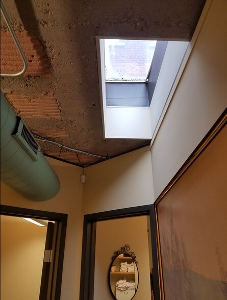 More Photos Of 4335 W Irving Park Rd, Chicago Apartments For Sale