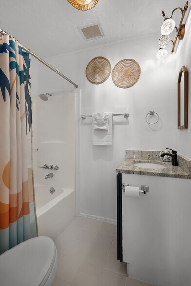 More Photos Of 13901 Old Dixie Hwy, Hudson Multifamily For Sale