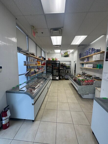 More Photos Of 21 Fairburn Dr, Markham Light Distribution For Sale