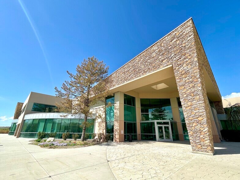 More Photos Of 215 N Admiral Byrd Rd, Salt Lake City Office For Lease