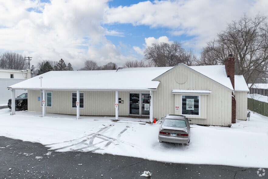 More Photos Of 4070 White Bear Ave N, White Bear Lake General Retail For Sale