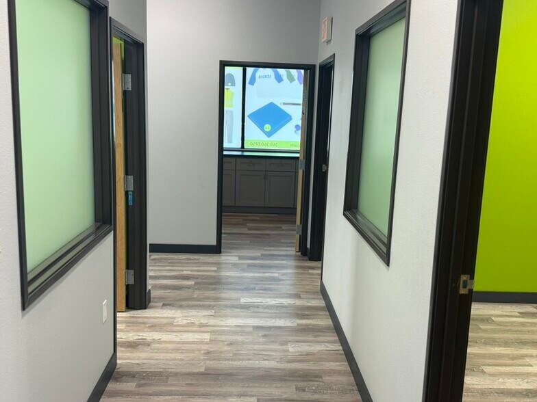 More Photos Of 16904 SE 1st St, Vancouver Unknown For Lease