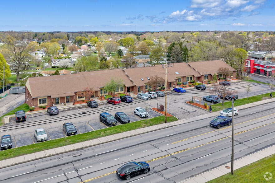 More Photos Of 1738 E Ridge Rd, Irondequoit Medical For Lease
