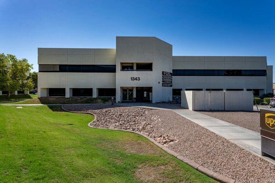 More Photos Of 1343 N Alma School Rd, Chandler Medical For Lease