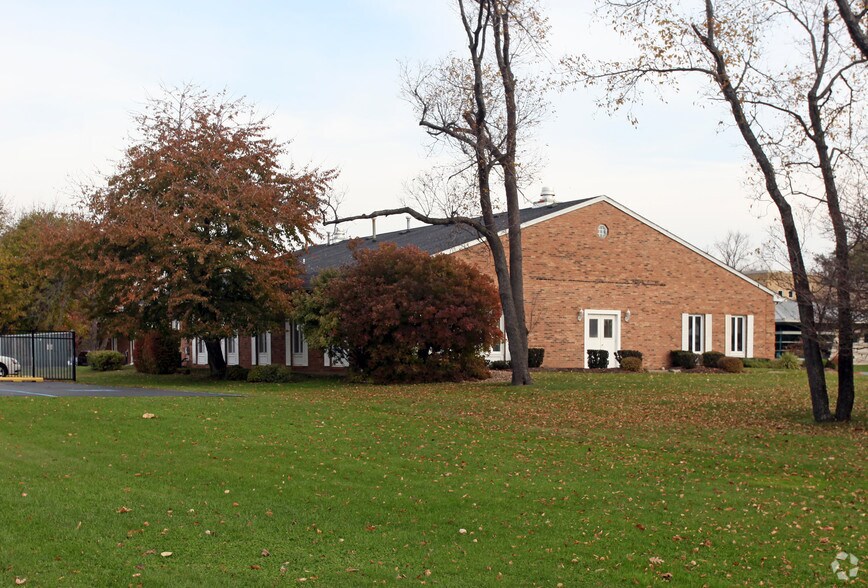 More Photos Of 9600 Main St, Clarence Medical For Sale