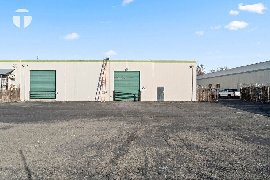 More Photos Of 3144 Diablo Ave, Hayward Warehouse For Sale